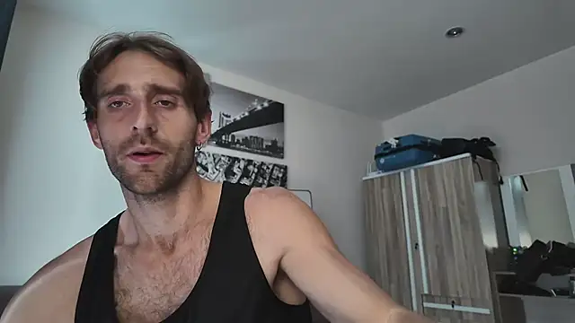 lukegunn online show from 11-23-25, 02:43