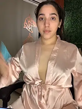 Amandanauty online show from 11-11-25, 09:20