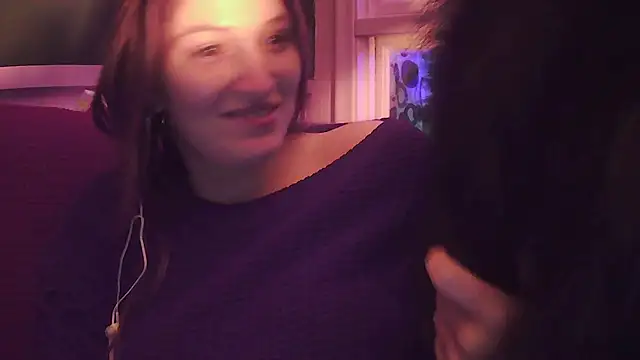 Angelk43 online show from 12-15-25, 06:19