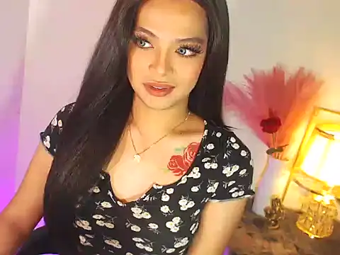 MajesticKitana online show from 10-23-25, 04:11