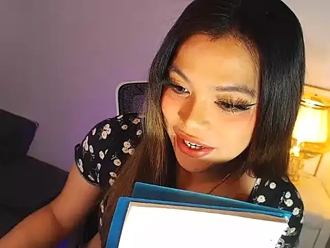 Snapshot of MajesticKitana chatting on 02-14-26, 03:18 MajesticKitana online show from 02-14-26, 03:18