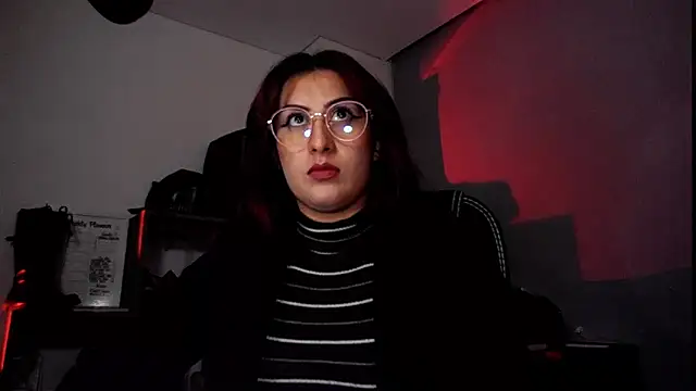 Snapshot of Scarlett_Sen chatting on 09-18-25, 02:09 Scarlett Sen online show from 09-18-25, 02:09