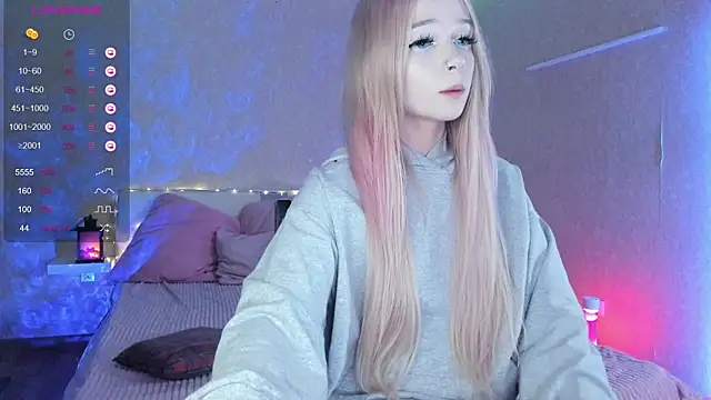 Snapshot of Misty_Shadow chatting on 03-13-25, 06:34 Misty Shadow online show from 03-13-25, 06:34