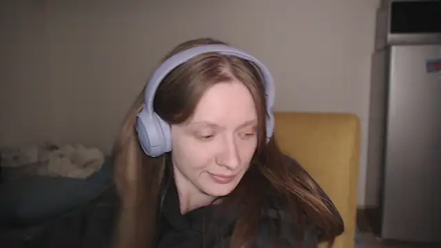 Snapshot of mollytuck chatting on 12-19-24, 04:57 mollytuck online show from 12-19-24, 04:57