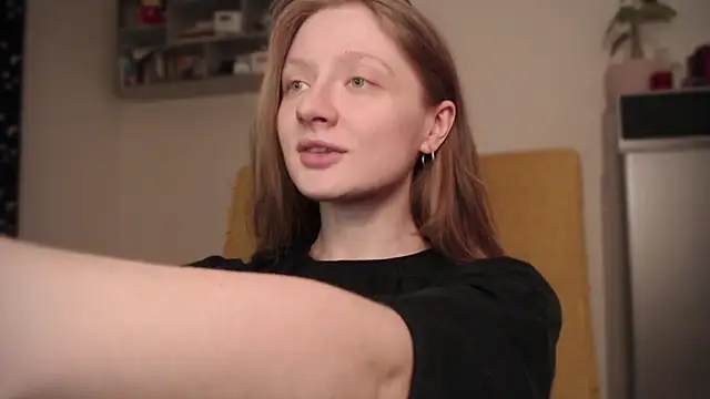 Snapshot of mollytuck chatting on 12-27-24, 05:59 mollytuck online show from 12-27-24, 05:59