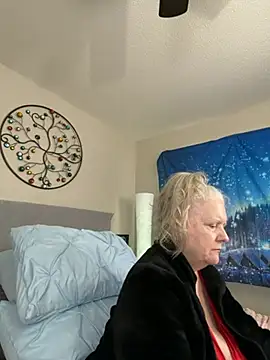 Kaitlyn Winters online show from 02-14-26, 08:53