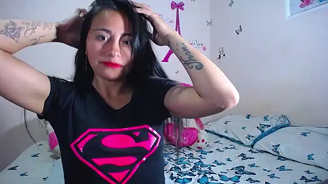 Snapshot of hanna_girl21 chatting on 02-20-26, 01:02 hanna girl21 online show from 02-20-26, 01:02