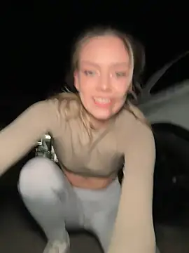 Snapshot of HopeHeaven chatting on 01-10-25, 09:53 HopeHeaven online show from 01-10-25, 09:53