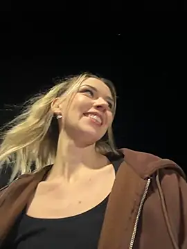 Snapshot of HopeHeaven chatting on 01-18-25, 09:24 HopeHeaven online show from 01-18-25, 09:24