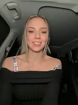 Snapshot of HopeHeaven chatting on 03-03-25, 09:48 HopeHeaven online show from 03-03-25, 09:48