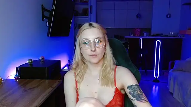 illusorycat online show from 03-22-26, 09:05