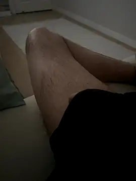 Snapshot of MAHKE12 chatting on 10-03-25, 10:33 MAHKE12 online show from 10-03-25, 10:33