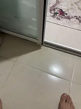 Snapshot of MAHKE12 chatting on 09-25-25, 09:10 MAHKE12 online show from 09-25-25, 09:10