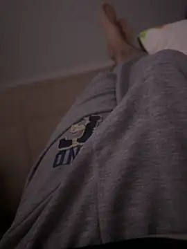 Snapshot of MAHKE12 chatting on 10-18-25, 12:56 MAHKE12 online show from 10-18-25, 12:56