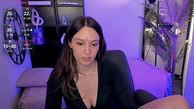 Snapshot of AgnesGoddess chatting on 08-06-26, 11:00 AgnesGoddess online show from 08-06-26, 11:00