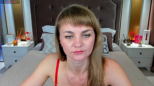 annasimonsj online show from 03-15-26, 01:01