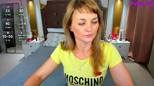 annasimonsj online show from 10-23-25, 01:04