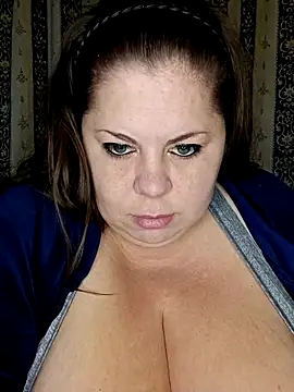 Ginabig online show from 11-16-25, 03:11