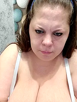 Ginabig online show from 03-10-26, 06:28