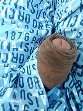 Snapshot of bigbonercoming chatting on 04-15-26, 02:39 bigbonercoming online show from 04-15-26, 02:39