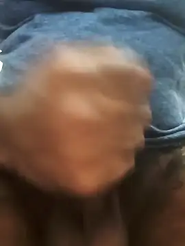 Snapshot of nicolus1996 chatting on 02-03-25, 02:34 nicolus1996 online show from 02-03-25, 02:34