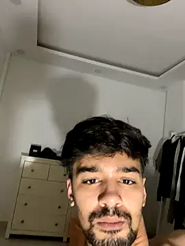 Hermanooooooo online show from 01-08-26, 01:11