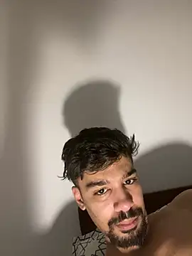 Hermanooooooo online show from 01-11-25, 04:06