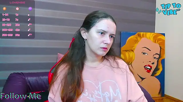 iris nikhols online show from 11-25-25, 02:45