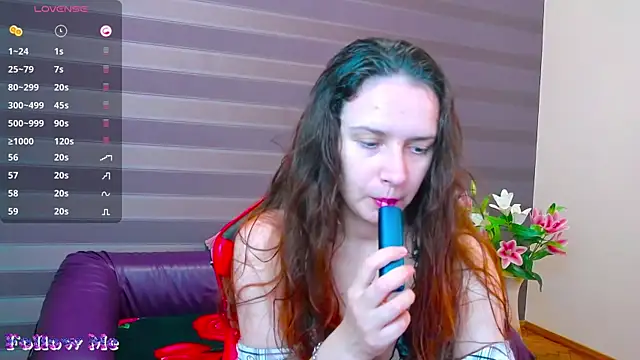 Snapshot of iris_nikhols chatting on 05-12-26, 12:51 iris nikhols online show from 05-12-26, 12:51