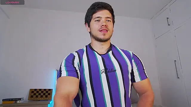 Arilas  online show from 04-07-26, 07:43