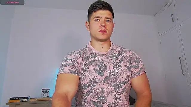 Arilas  online show from 04-23-26, 07:15