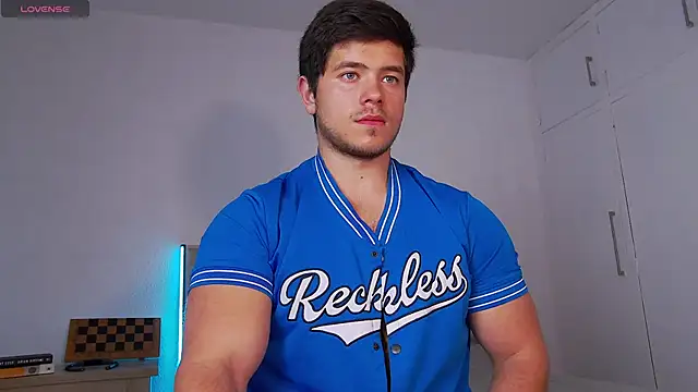 Arilas  online show from 03-31-26, 07:43