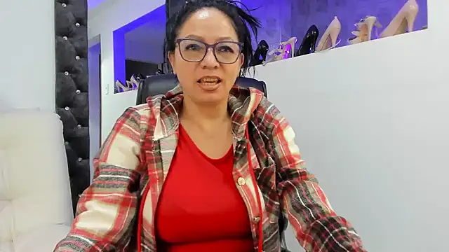 Snapshot of kimberlybirdx chatting on 02-08-25, 02:36 kimberlybirdx online show from 02-08-25, 02:36