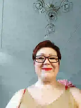 Snapshot of Fire_Night chatting on 02-05-25, 10:19 Fire Night online show from 02-05-25, 10:19