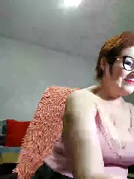 Snapshot of Fire_Night chatting on 12-12-24, 02:11 Fire Night online show from 12-12-24, 02:11