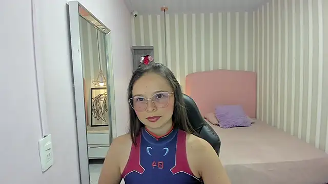 LORELAIGIVEN online show from 01-17-26, 12:31