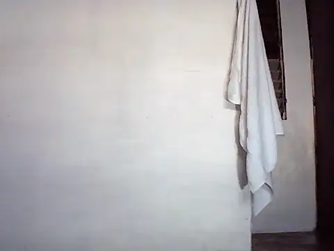 Snapshot of mooncakebunnyx chatting on 10-02-25, 01:42 mooncakebunnyx online show from 10-02-25, 01:42