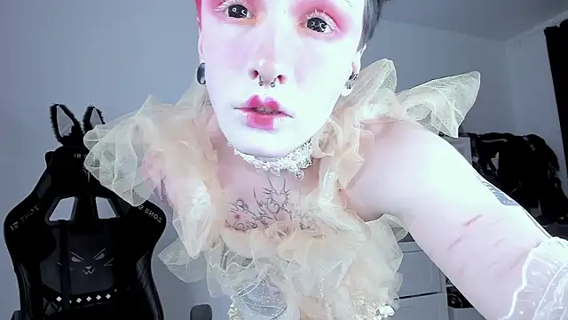 sweet pinkberry online show from 10-31-25, 04:58