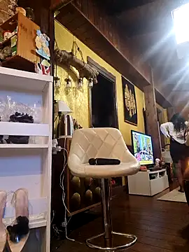 Luna-77 online show from 02-20-26, 06:19