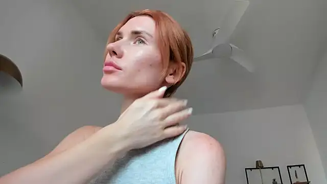 Snapshot of Cameron_diazz chatting on 10-13-25, 03:35 Cameron diazz online show from 10-13-25, 03:35