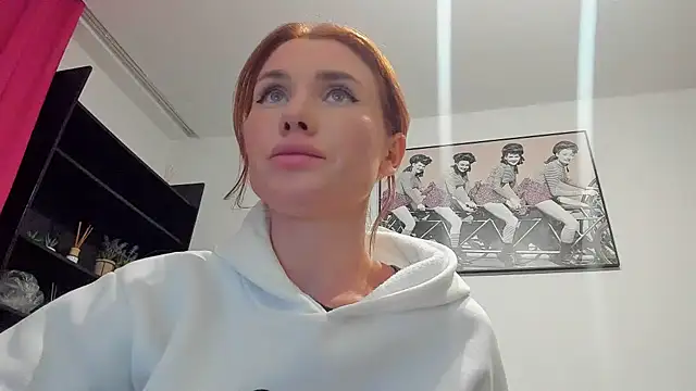 Snapshot of Cameron_diazz chatting on 09-28-25, 06:26 Cameron diazz online show from 09-28-25, 06:26