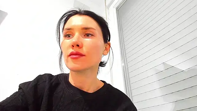 Snapshot of Cameron_diazz chatting on 12-03-25, 09:14 Cameron diazz online show from 12-03-25, 09:14