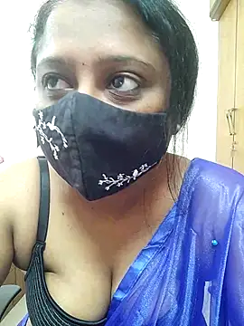sexynayan23 online show from 06-17-26, 05:29