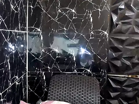 Snapshot of MissKeanna chatting on 01-22-25, 01:10 MissKeanna online show from 01-22-25, 01:10