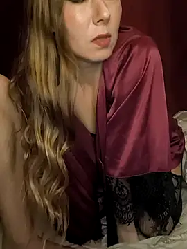 Snapshot of Main_Pleasure chatting on 03-09-25, 06:00 Main Pleasure online show from 03-09-25, 06:00