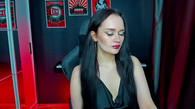 QueenAliss online show from 03-22-25, 02:37