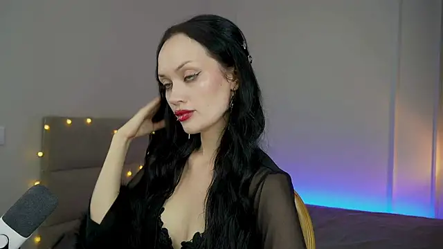 QueenAliss online show from 07-21-26, 07:53