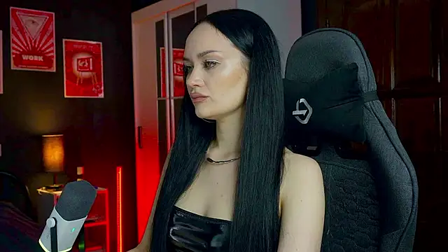 Snapshot of QueenAliss chatting on 03-01-26, 06:24 QueenAliss online show from 03-01-26, 06:24