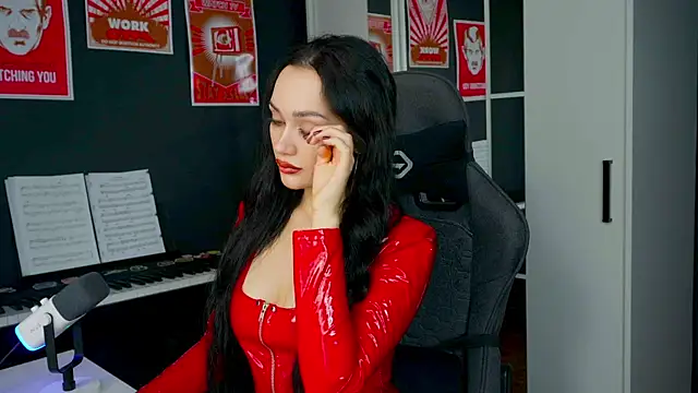 QueenAliss online show from 09-16-25, 02:56