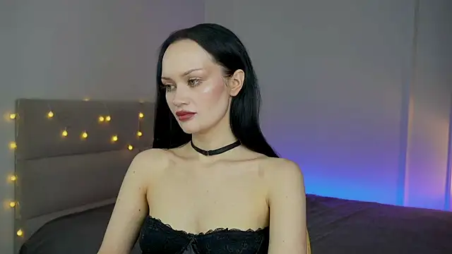 QueenAliss online show from 07-04-26, 04:30